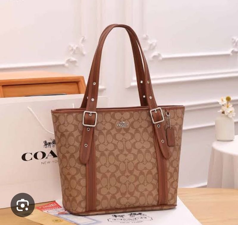 COACH TOTE BAG
