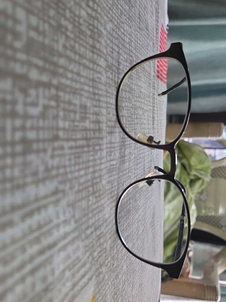 Stylish Round Frame Glasses with Box