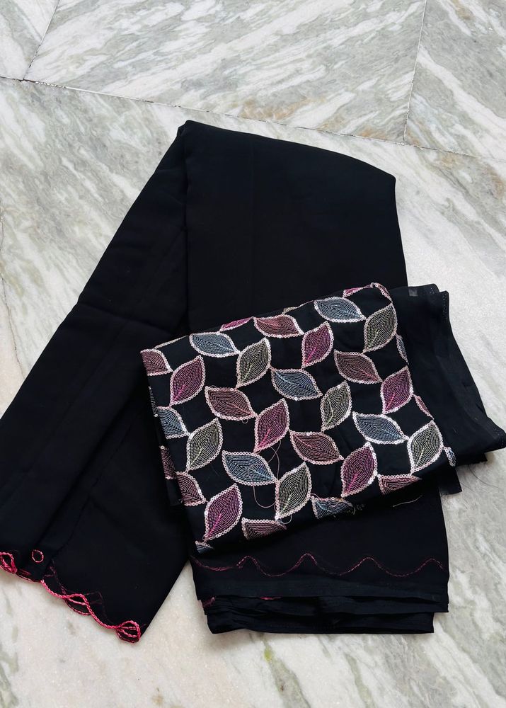 Elegant Black saree  with Leaf Motif