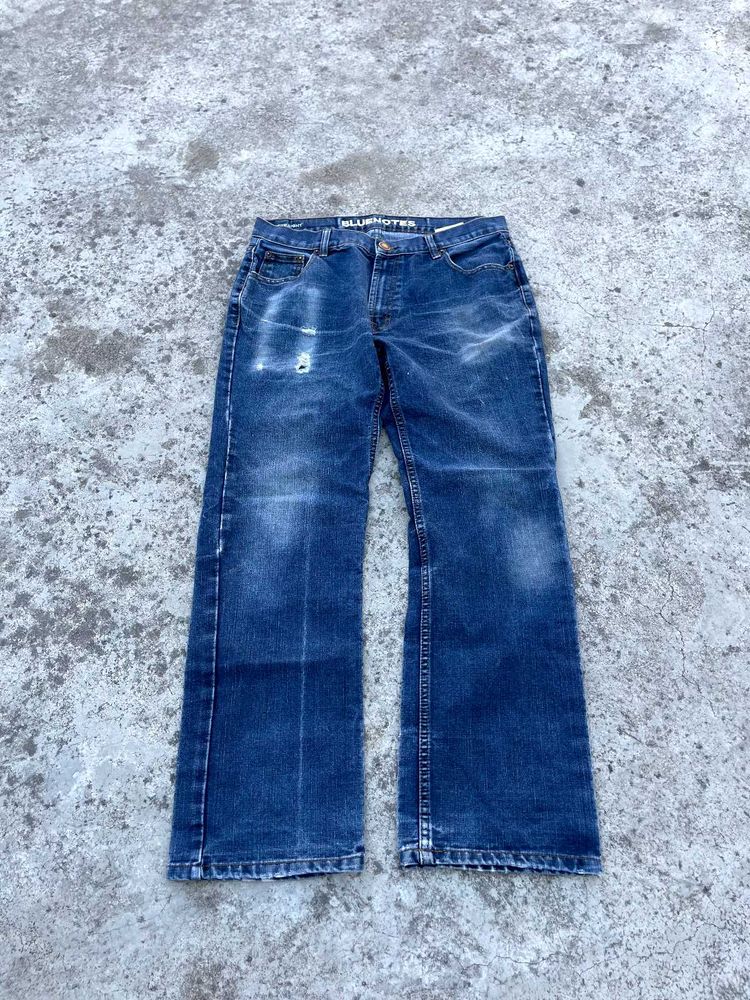 Blue Jeans with Distressed Details