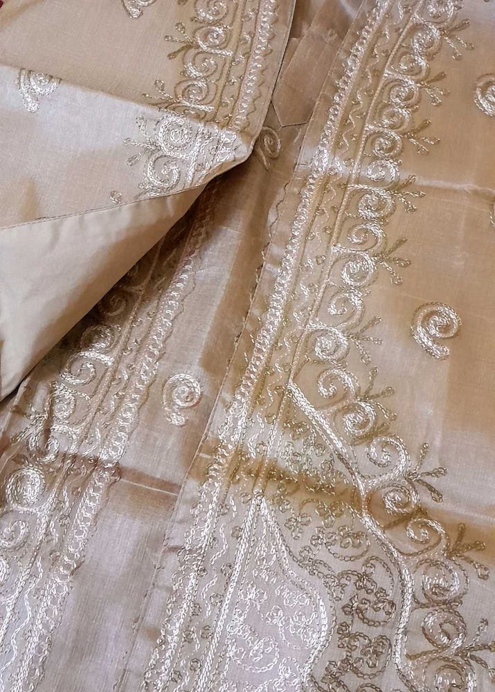 Almost New 3 Piece Sherwani Shiny Beautifully Emb