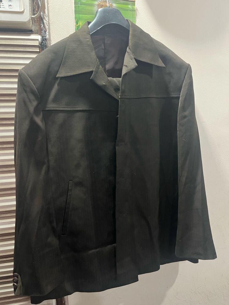 Men's suit