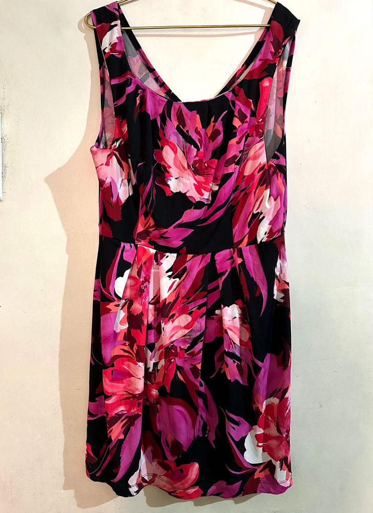 🖤Vibrant Floral Sleeveless Dress🖤