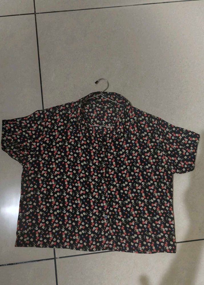 Chic Floral Print Short Sleeve Shirt