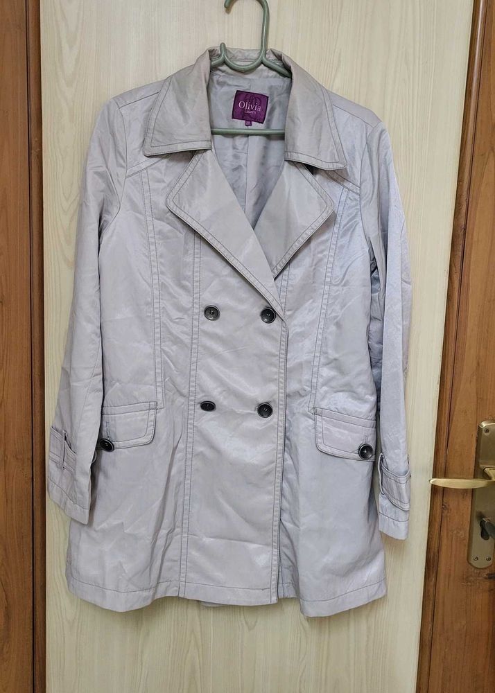 Elegant Trench Coat just like new