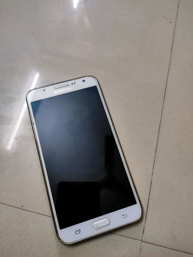 Samsung Galaxy J7 4g