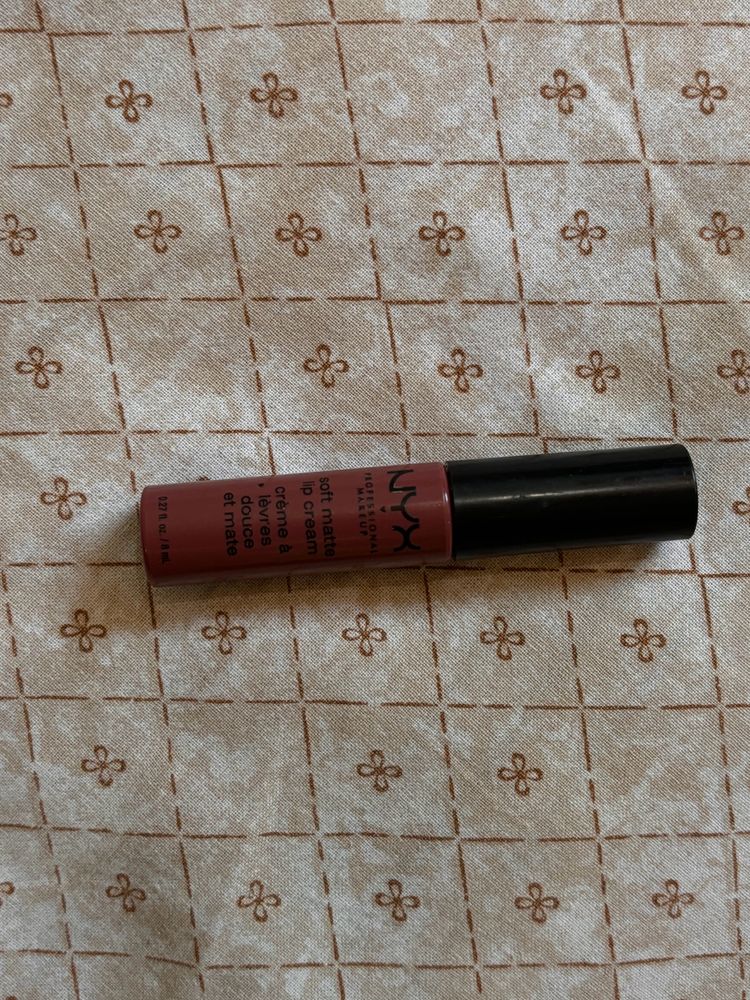 Nyx Lipstick