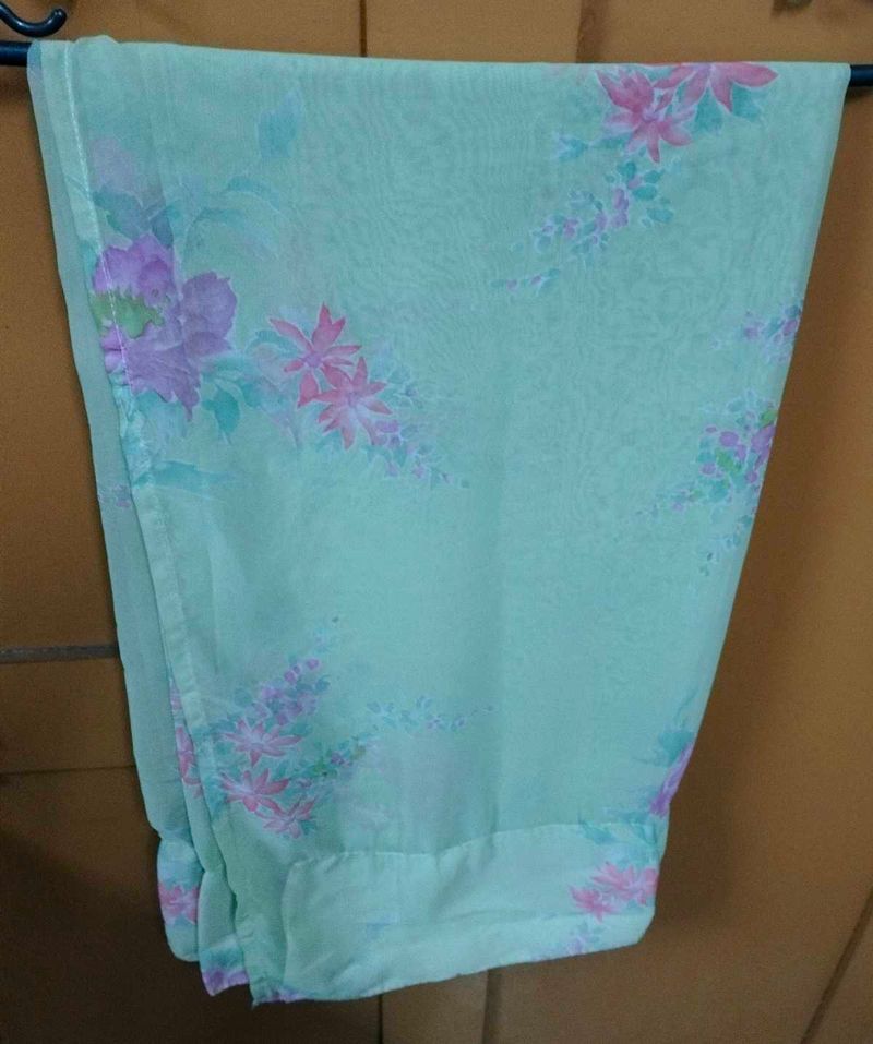 Mint green💚floral printed saree