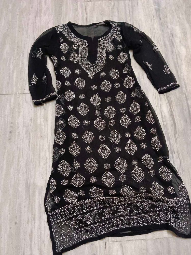 Luckhnowi Gorgete Kurti