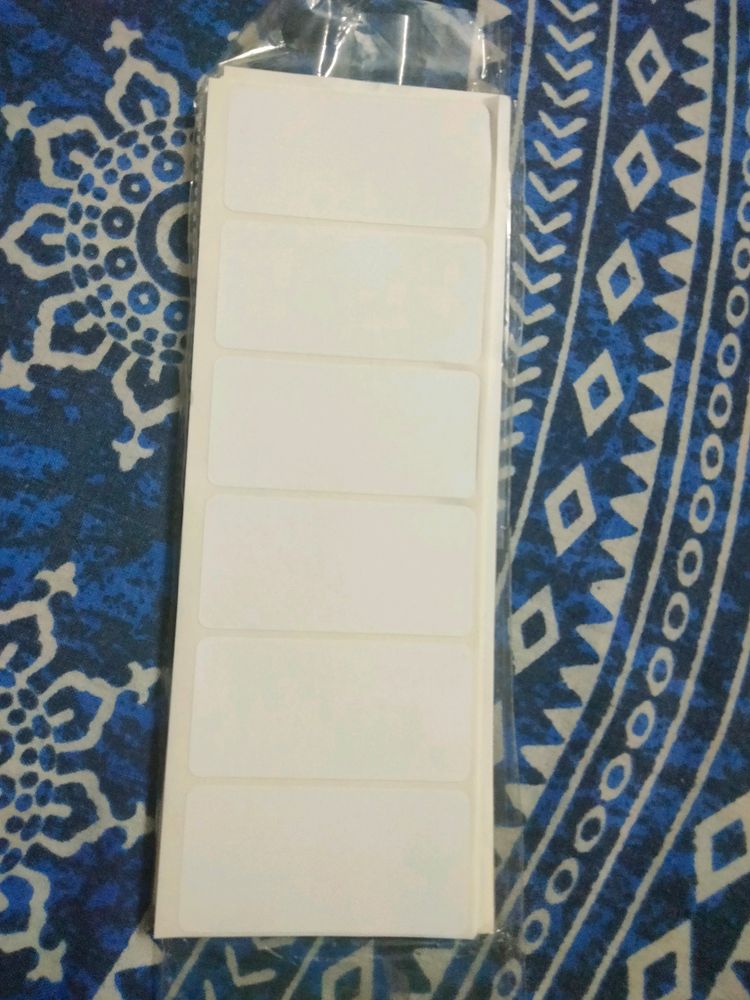 Plain Labels Can Be Used As Name Label For Student