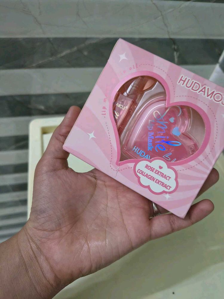 HUDAMOJI  Mask Set and lip oil  New Seal no coin