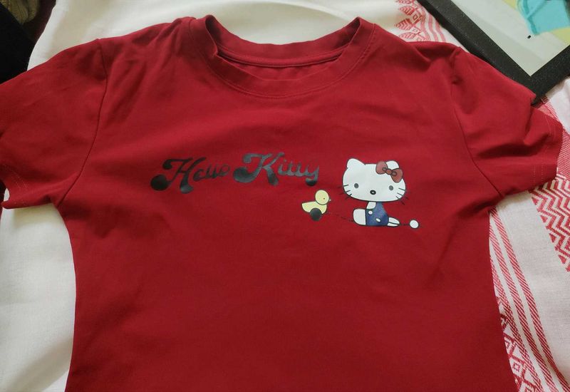 hello kitty top <33