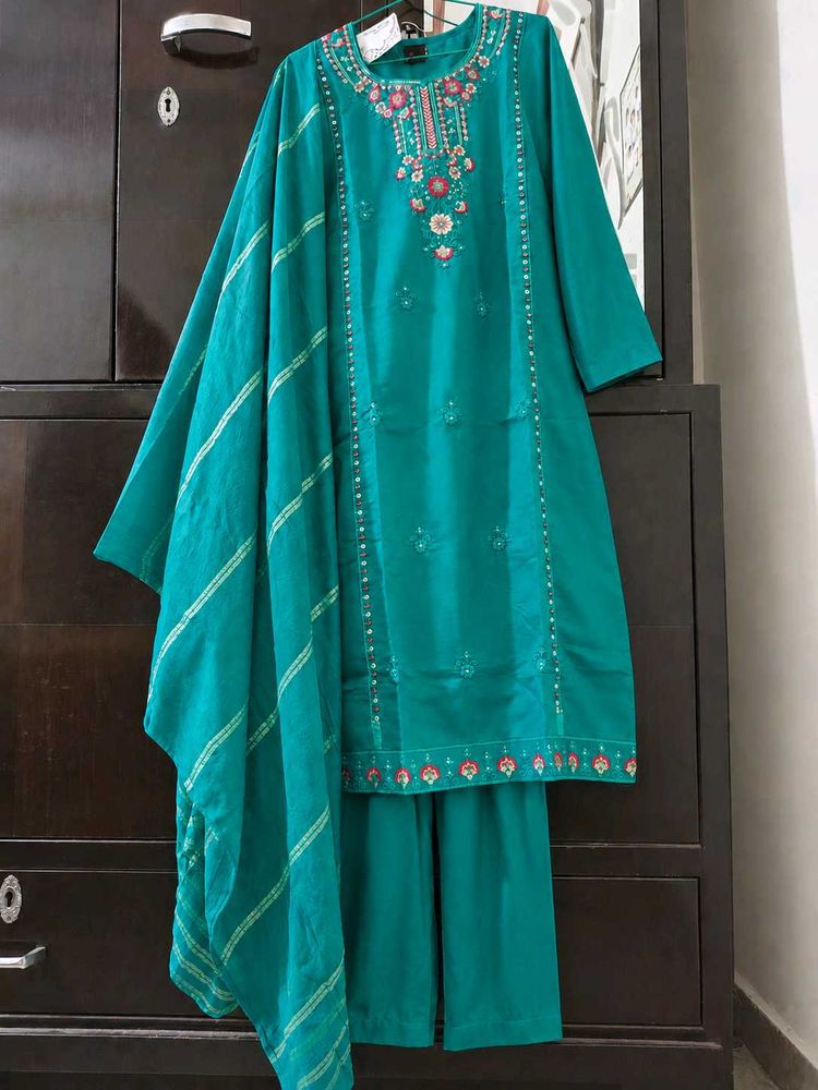 Embroidered Teal Kurta Set with Dupatta