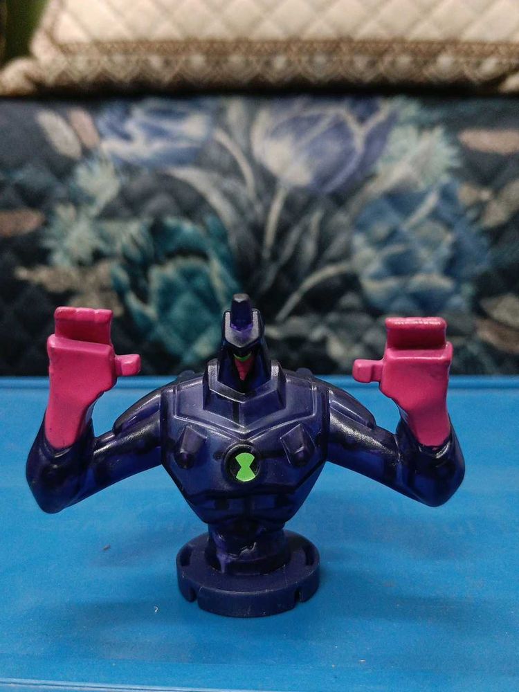 Ben 10 Alien Action Figure Toy