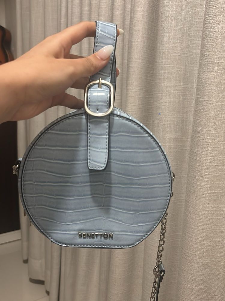 Chic Blue Croc-Embossed Round Bag