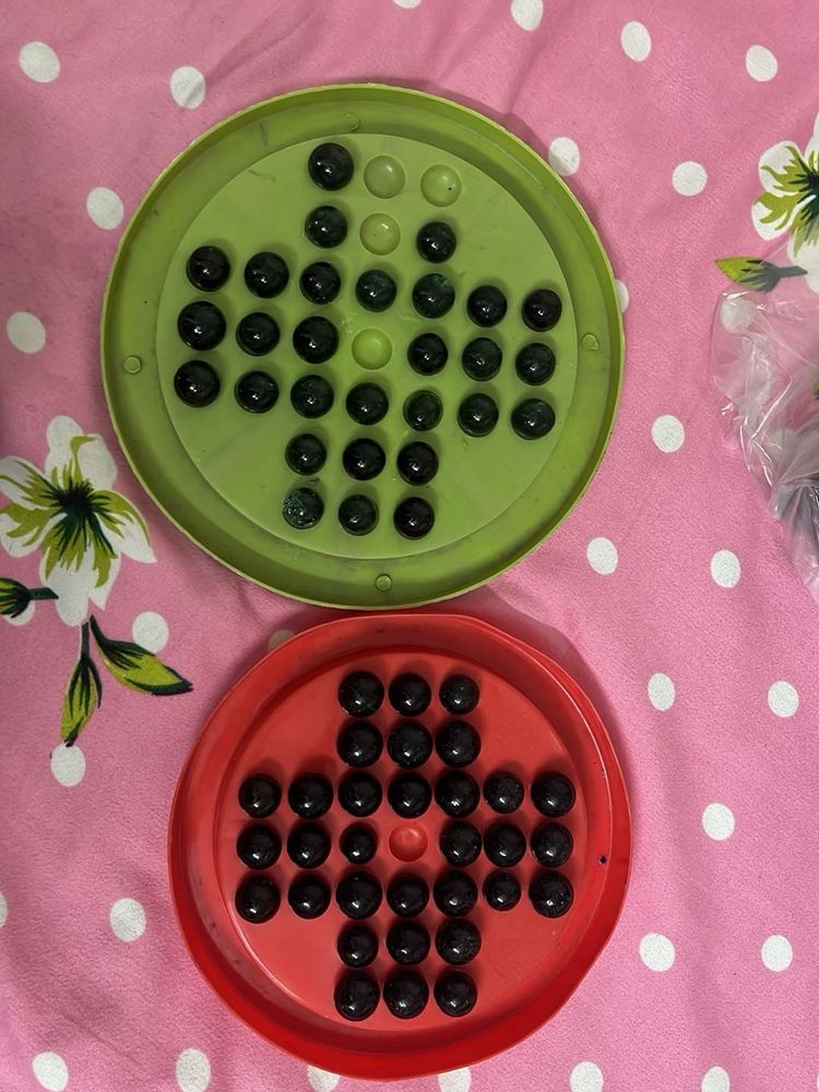 Game - Set of 2