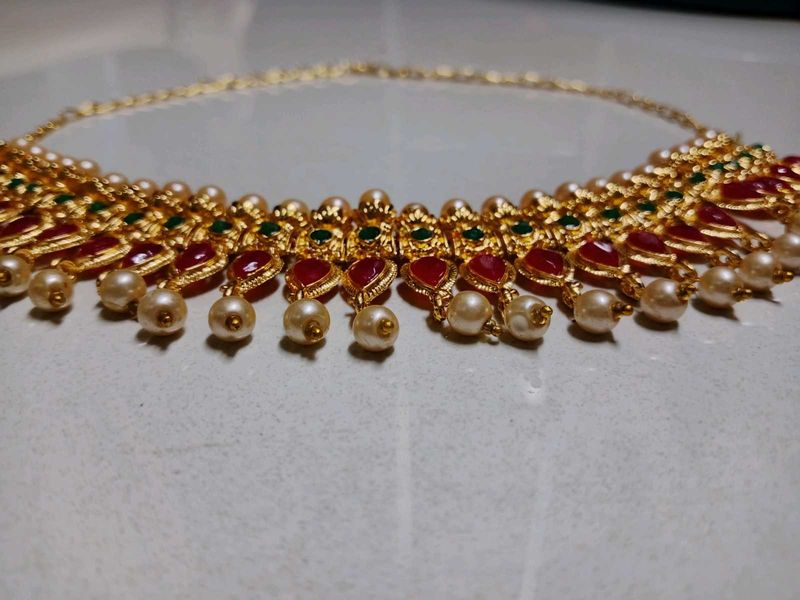 Exquisite Gold Necklace with Pearls &amp; Rubies