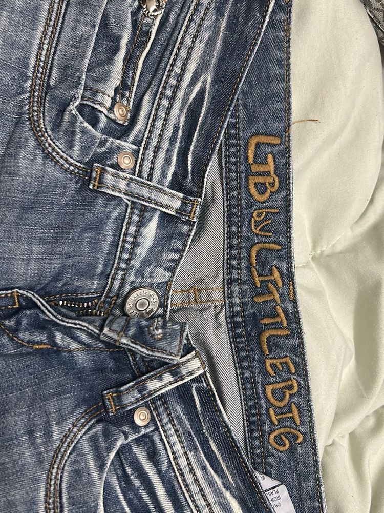 Stylish Women's Blue Denim low waist Jeans