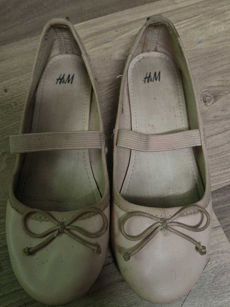 H&amp;M Ballet Flats - Cute &amp; Comfy ,size 30 ,6-7 year