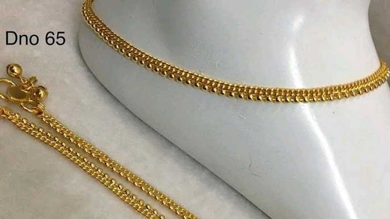 Elegant Golden Anklet