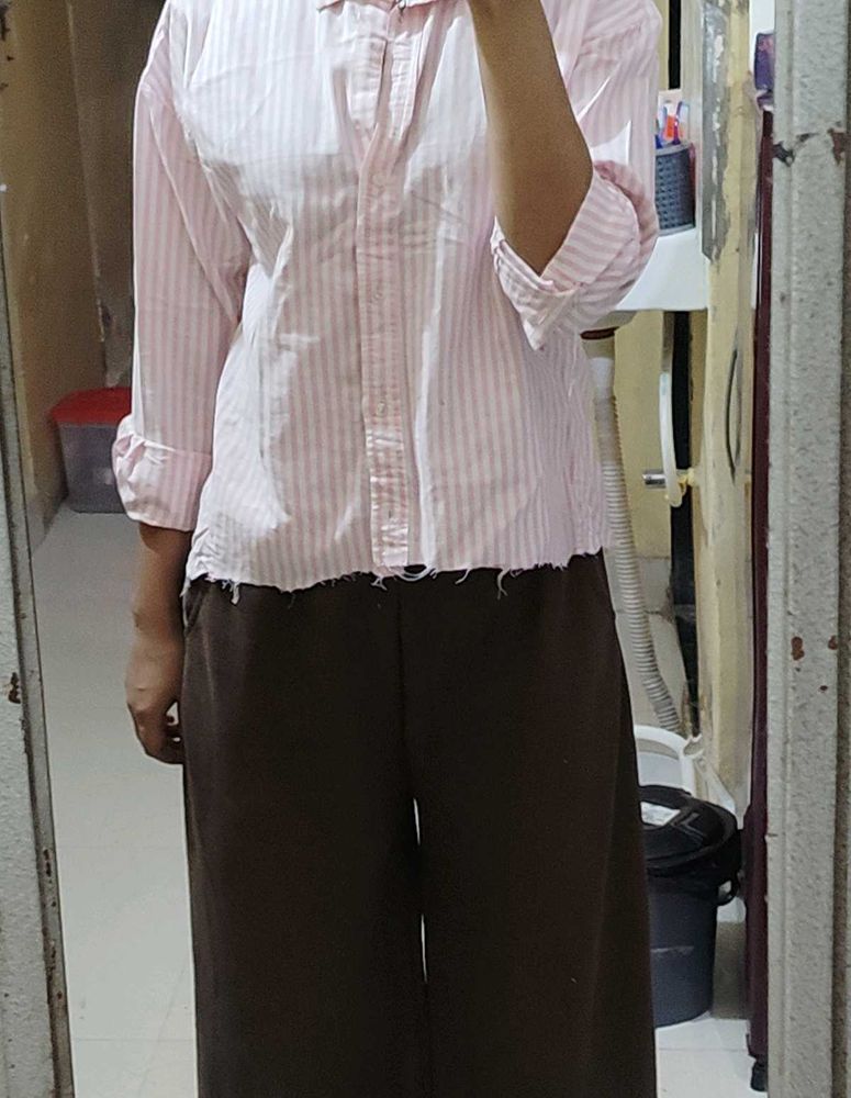 Pink Striped Button-Up Cropped shirt