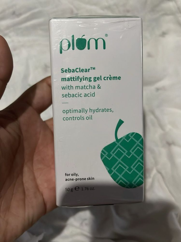 Plum SebaClear Mattifying Gel Creme