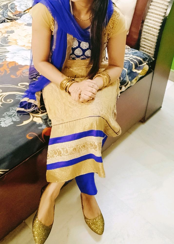 beautiful suit set with duppatta 👗👗👗👗