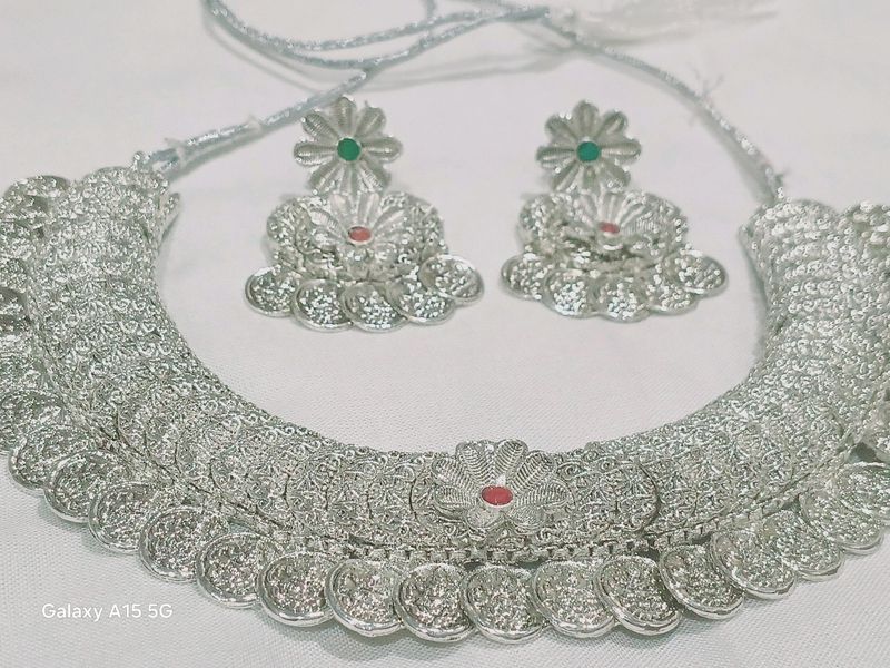 It's Very Attractive Luxmi Ji Design Coinset