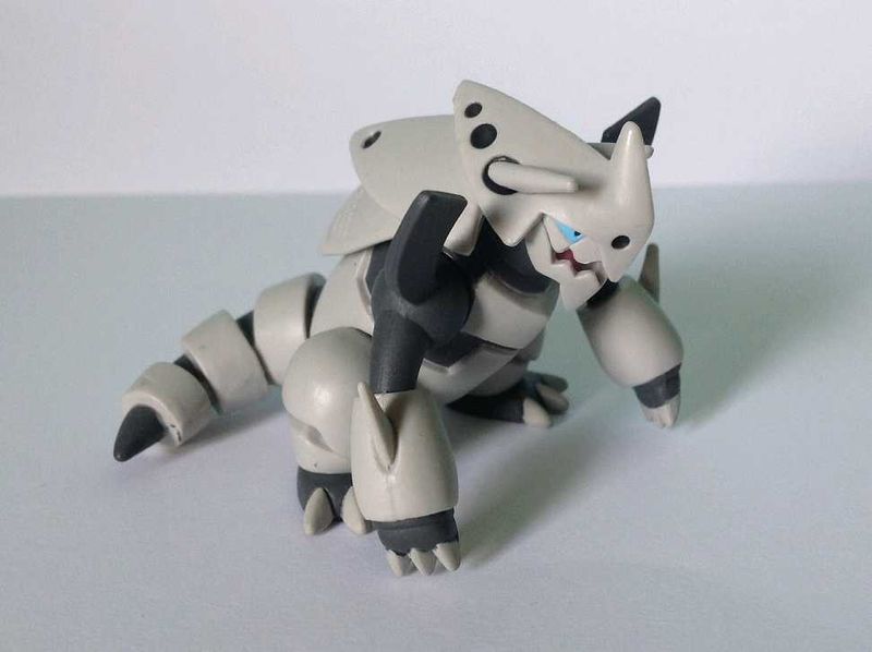 Pokemon Official TOMY Aggron figure.