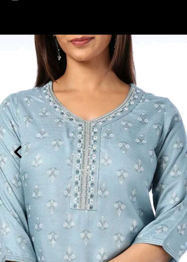 Elegant Blue Kurta with Embellishments