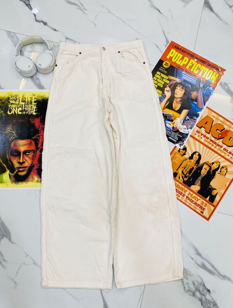Wide Leg Off-White Pants unisex