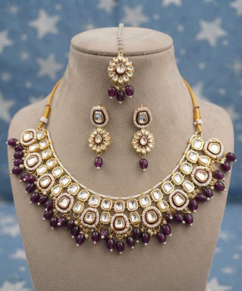 Stunning Ethnic Necklace Set with Earrings