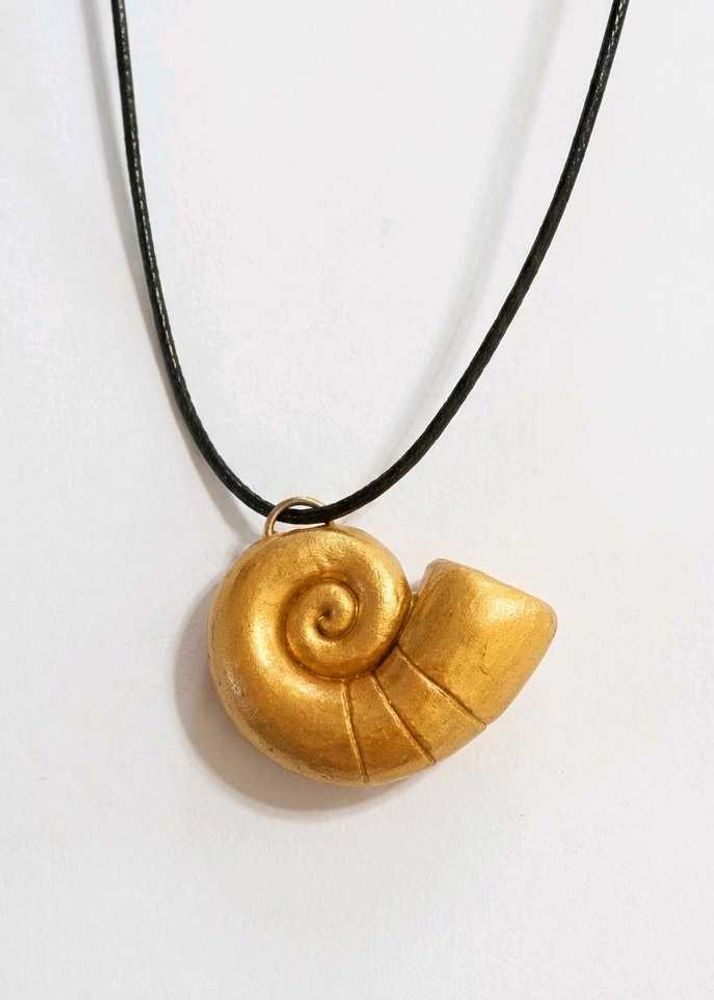 Disney Ursula's Golden Seashell Necklace