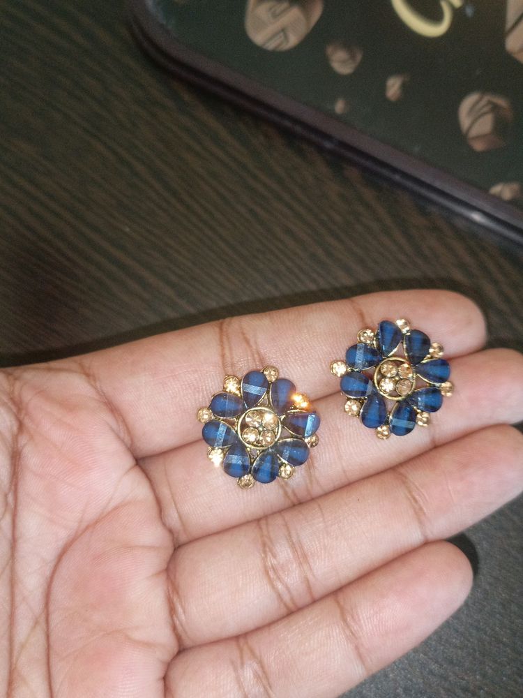2 In 1 Designer Blue Stone Ear Rings