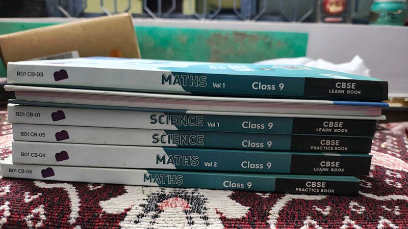 Class 9 CBSE Maths &amp; Science Books