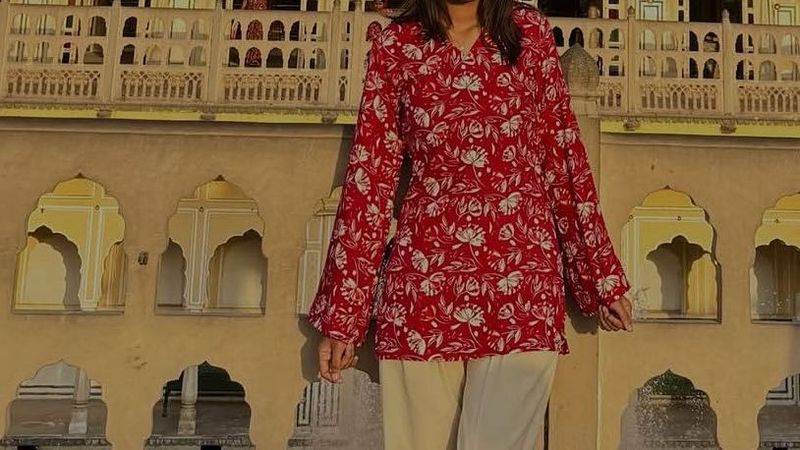 Red Floral Print bell shaped full sleeves  Kurta
