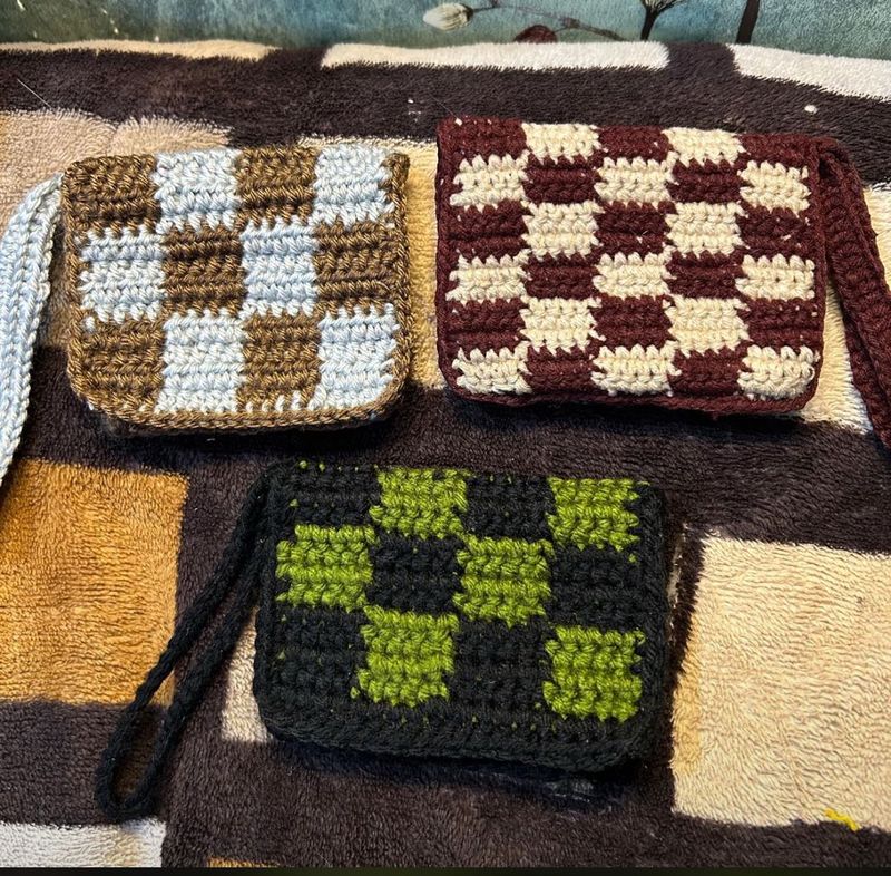 Crochet wallet ( 1 Pc )