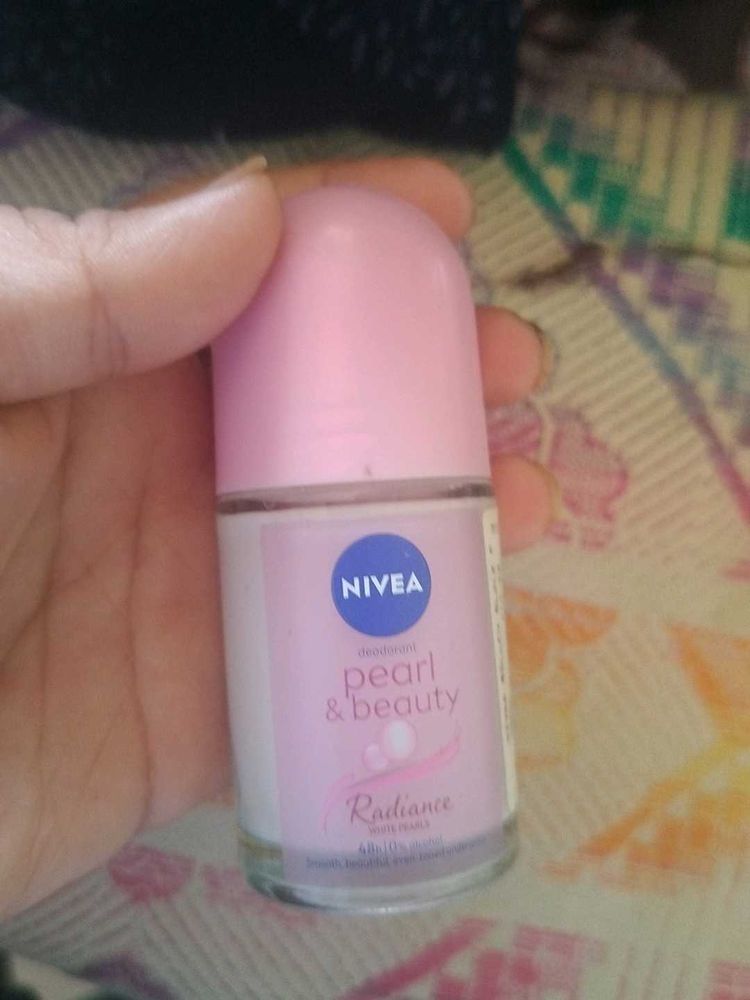 Nivea Pearl &amp; Beauty Deodorant