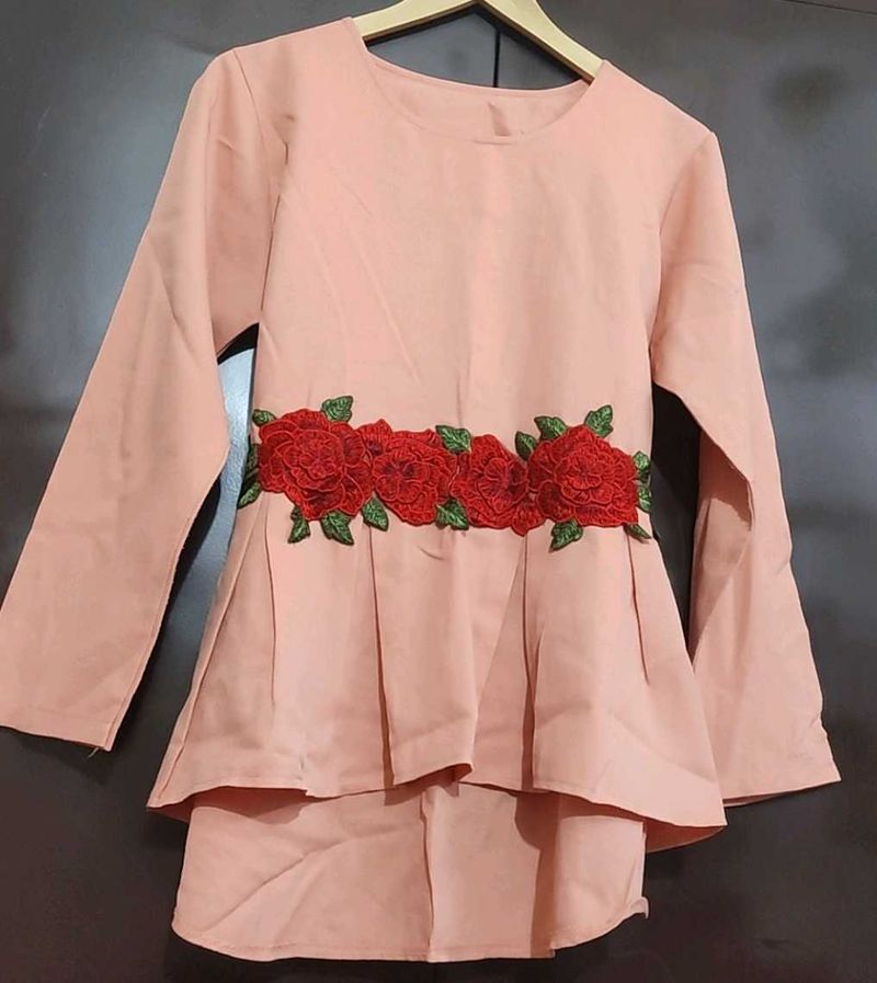 Peach Color Top For Girl Or Woman 34 Bust