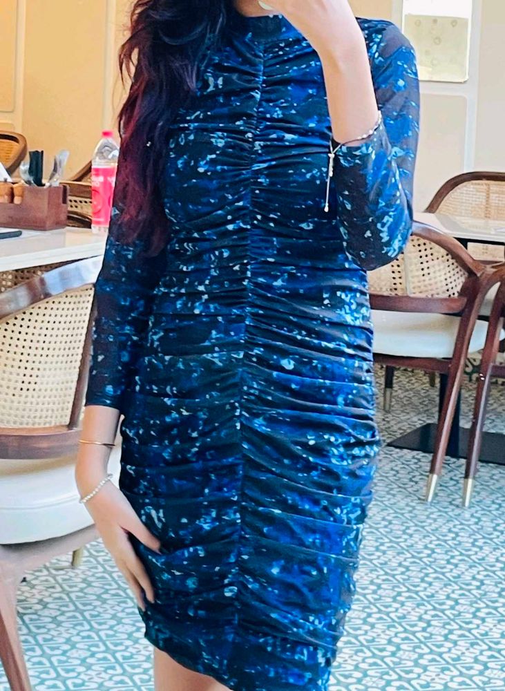 Chic Blue Floral Ruched Dress