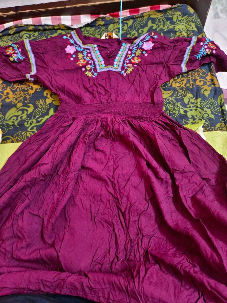 Embroidered Magenta Kurta