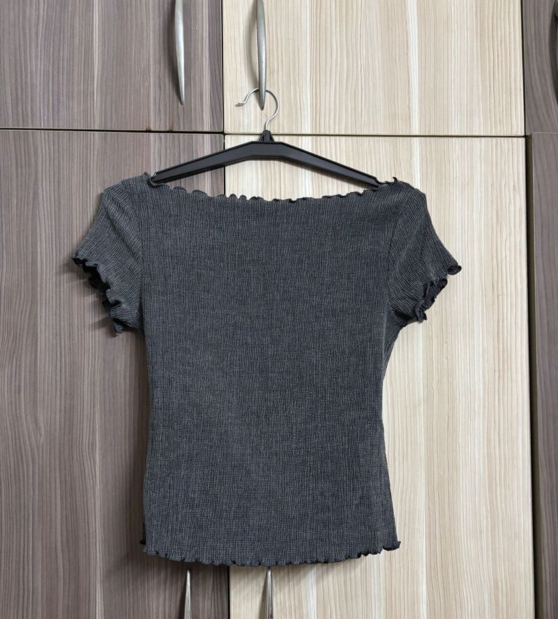 36 H&amp;M OFF SHOULDER TOP