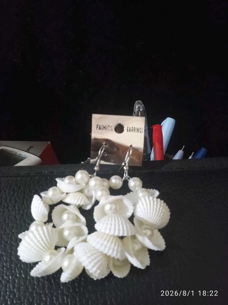 Boho Seashell Pearl Earrings