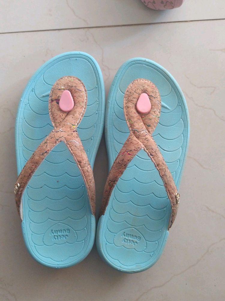 Jelly Bunny (Usa 3-4 Sized) Comfortable And In A Very Good Condition