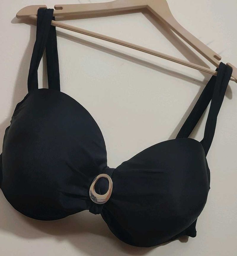 Black ⚫ Bra For 42 F Bust