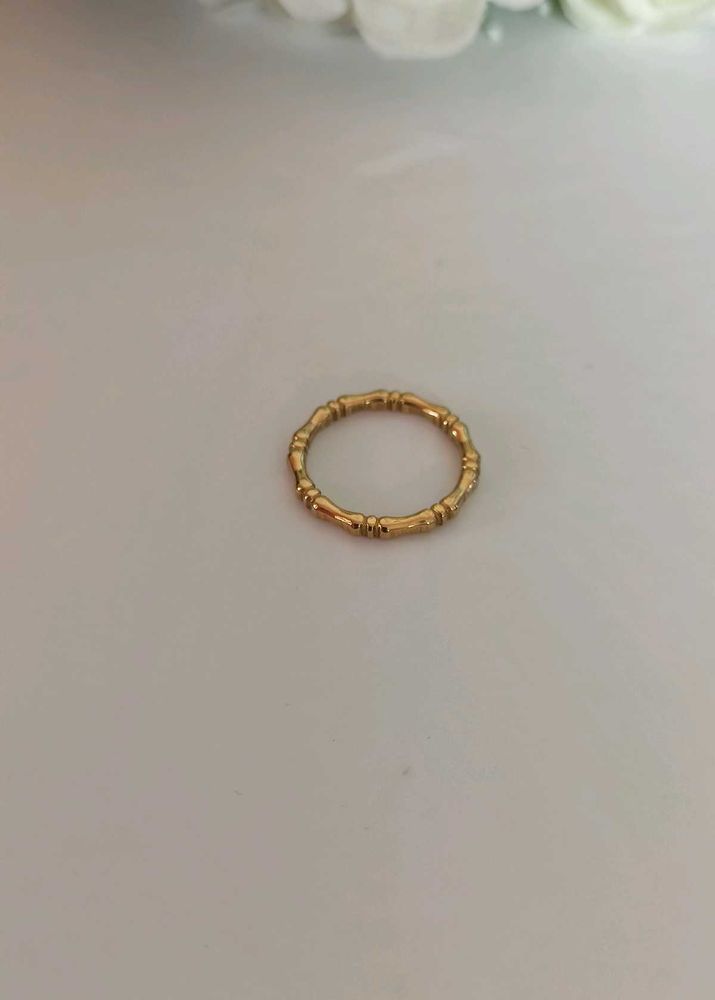 Elegant Bamboo Design Ring