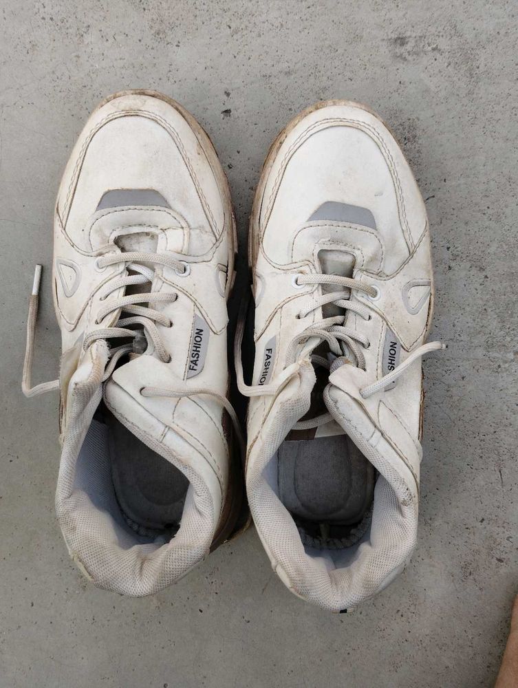 White Fashion Sneakers