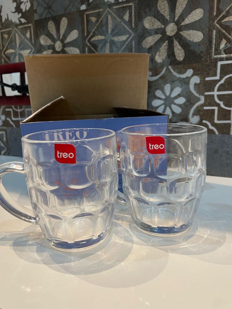 Glass mug