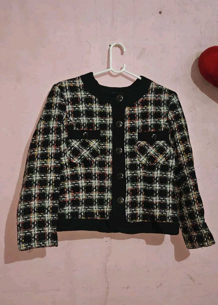 Chic Tweed Cropped Jacket