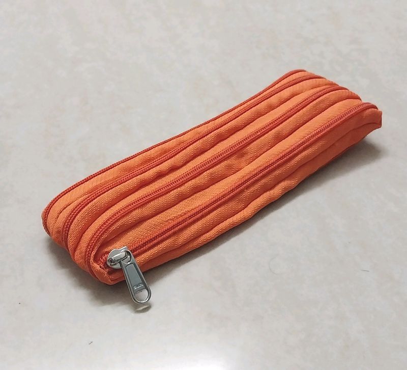 🆕️ Pencil Pouch With Chain Only (Orange)